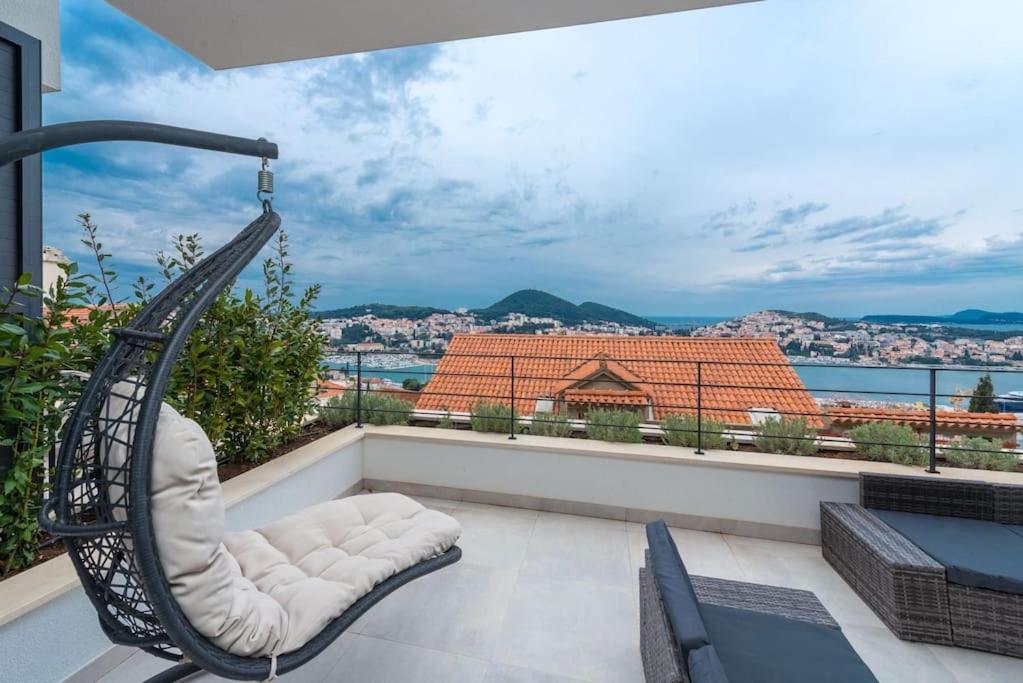 Walking Distance Old Town 120M2,Garden,View,Garage Apartment ดูบรอฟนิก ภายนอก รูปภาพ