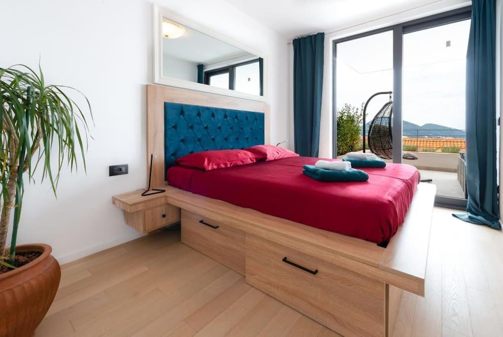 Walking Distance Old Town 120M2,Garden,View,Garage Apartment ดูบรอฟนิก ภายนอก รูปภาพ